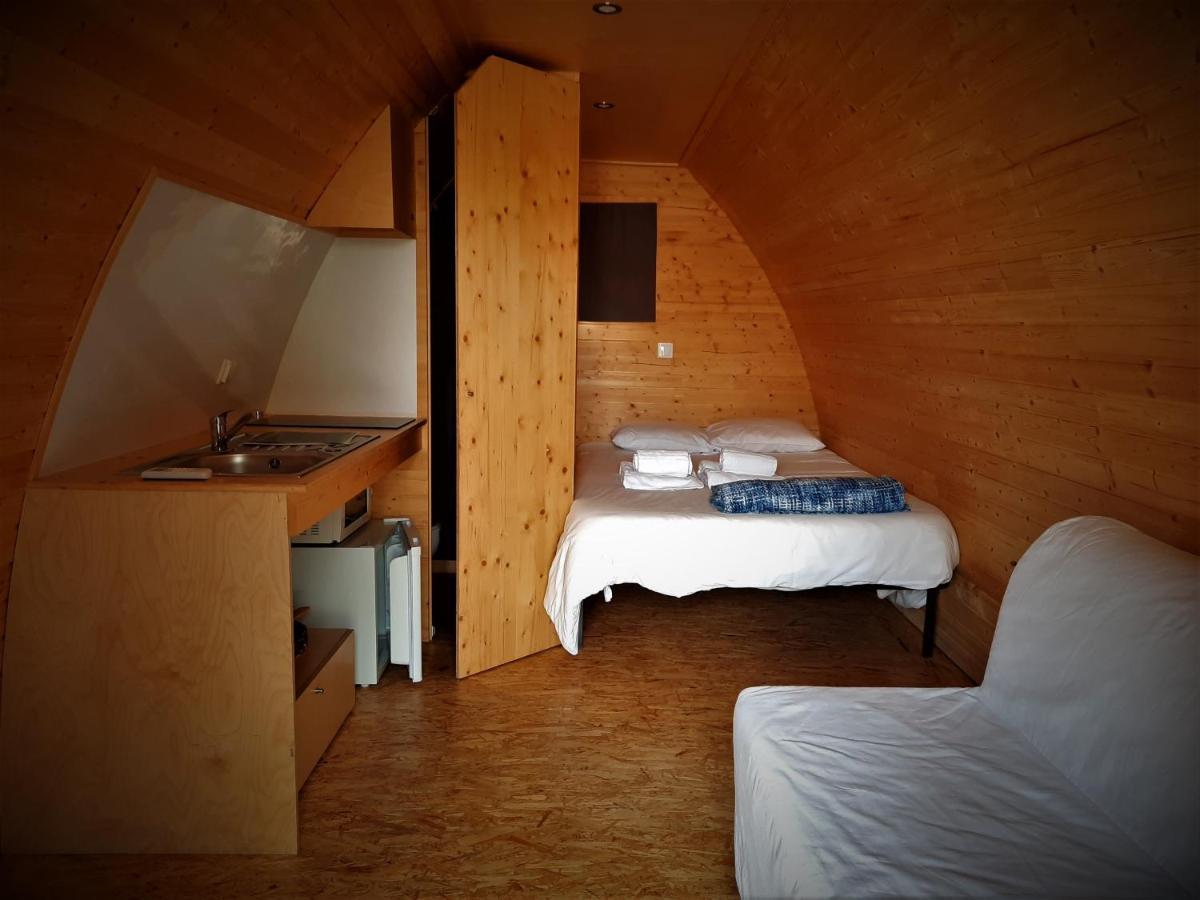 فندق Glamping Hills Santa Comba de Rossas المظهر الخارجي الصورة